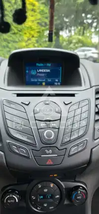 2017 Ford FIESTA