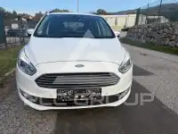 2017 Ford GALAXY