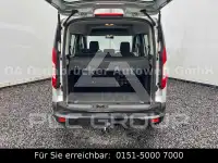 2017 Ford Tourneo