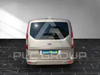 2017 Ford Tourneo