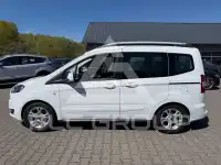 2017 Ford Tourneo