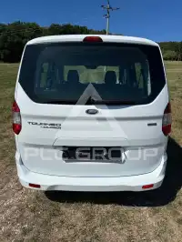 2017 Ford Tourneo