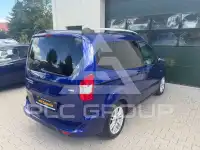 2017 Ford Tourneo