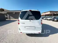 2017 Ford Tourneo