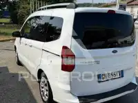 2017 Ford Tourneo