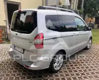 2017 Ford Tourneo