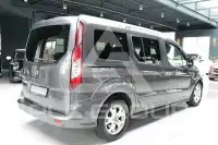 2017 Ford Tourneo