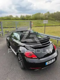2017 Volkswagen BEETLE