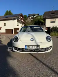 2017 Volkswagen BEETLE