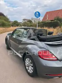 2017 Volkswagen BEETLE