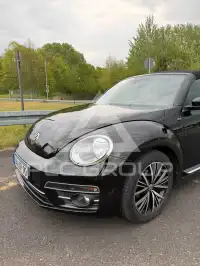 2017 Volkswagen BEETLE