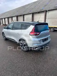 2017 Renault Grand Scenic
