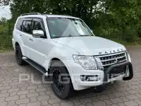 2018 Mitsubishi PAJARO