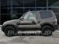 2018 Mitsubishi PAJARO
