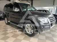2018 Mitsubishi PAJARO