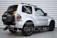 2018 Mitsubishi PAJARO