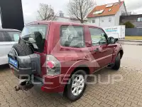 2018 Mitsubishi PAJARO