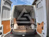 2018 Nissan NV 400
