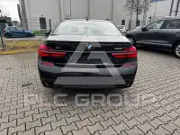 2018 BMW 750