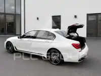 2018 BMW 750