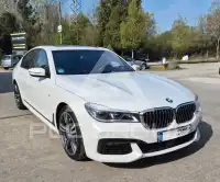 2018 BMW 750
