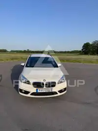 2018 BMW 220