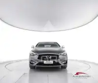 2018 Infinity Q30