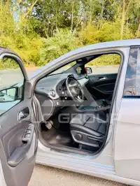2018 Mercedes Benz B 200