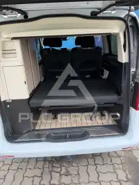 2018 Mercedes Benz V 220
