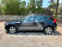 2018 Volvo V40