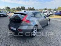 2018 Volvo V40