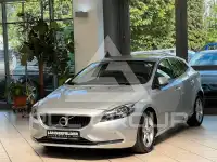 2018 Volvo V40