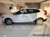 2018 Volvo V40