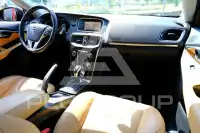 2018 Volvo V40