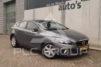 2018 Volvo V40