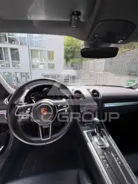 2018 Porsche Cayman