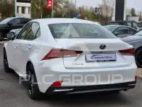 2018 Lexus IS300