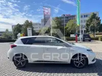 2018 Toyota AURIS