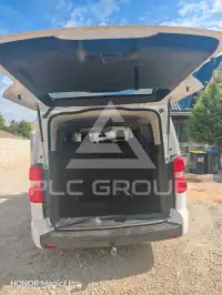 2018 Peugeot Traveller