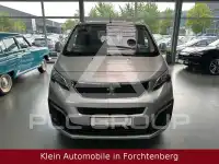 2018 Peugeot Traveller