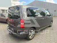 2018 Peugeot Traveller