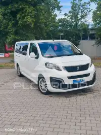 2018 Peugeot Traveller