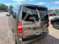 2018 Peugeot Traveller
