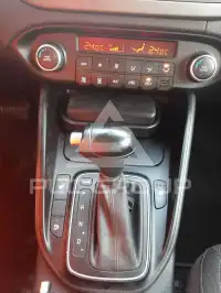 2018 KIA Carens