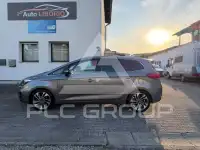 2018 KIA Carens