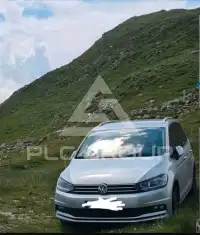 2018 Volkswagen Touran