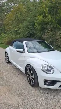 2018 Volkswagen BEETLE