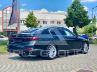 2019 BMW 740