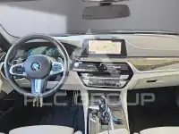 2019 BMW 530