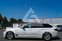 2019 BMW 530